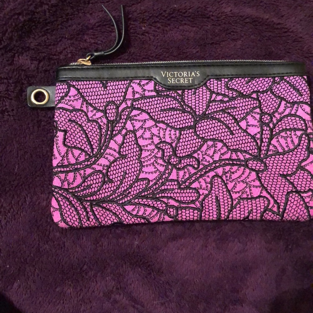 Brand new VS small clutch